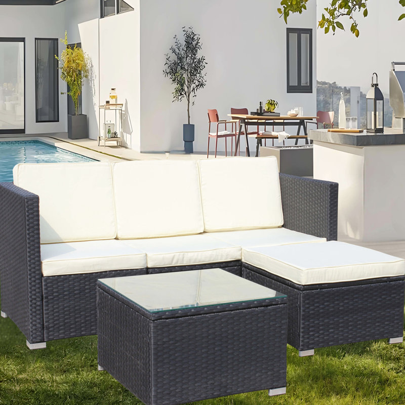 Mobilier de patio Pe: 5 avec table basse et coussins (configuration beige: coussins beiges,