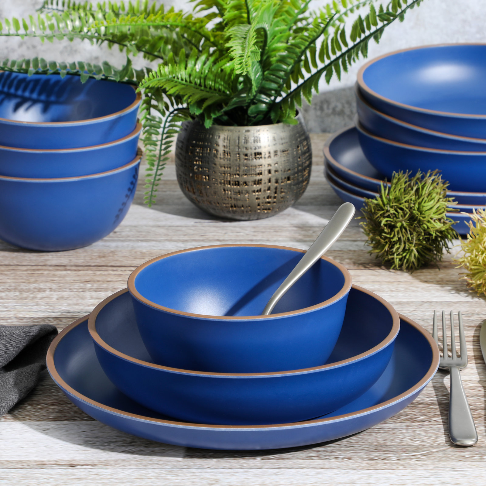 Rockabye Dinnerware Set, Blue