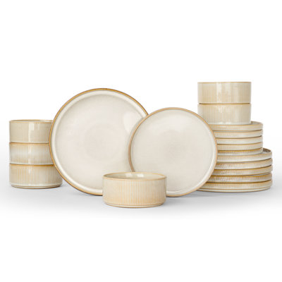 Famiware 18 Piece Dinnerware Sets, Service for 6