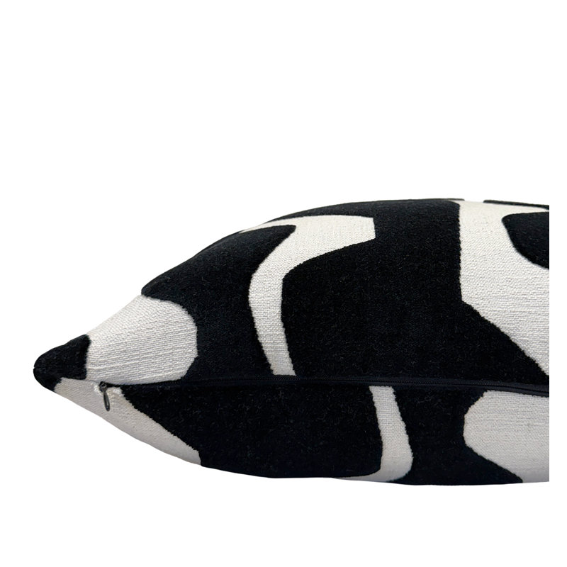 Housse de coussin en velours Abstract, Black, 22x22"