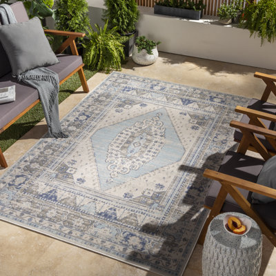 Jambi Oriental Indoor Rug