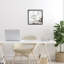 Giclée encadrée de fleurs blanches élégantes, design par Hannah Dawson-431026482-431026476