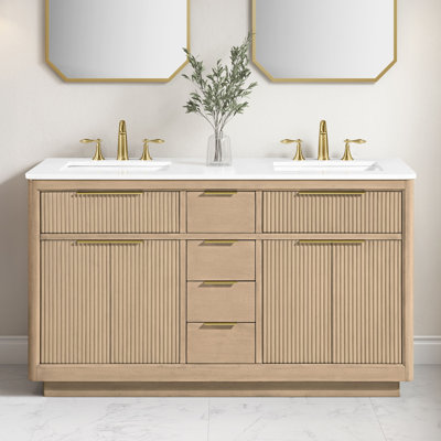 Meuble-lavabo double autoportant en bouleau Sahara de 60 po avec plateau en pierre blanche Kadoka et quincaillerie or brossé Kadoka