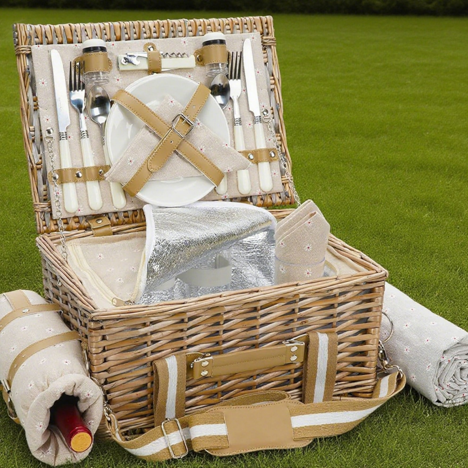 Waterproof Picnic Blanket Insulated Picnic Basket Two Lids Wicker