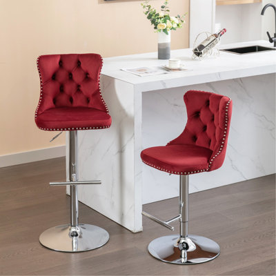 Tabourets de bar pivotants en velours à hauteur de siège réglable de 25 à 33 pouces, tabourets de bar à base chromée avec dossiers capitonnés confortables pour un pub à la maison et un îlot de cuisine, rouge vin, bourgogne, ensemble de 2 712WR