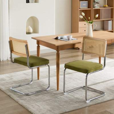 2 chaises de salle à manger de style Mid-Century moderne, velours olive, dossier canne, base en acier inoxydable, pour une durabilité accrue et un tissu en velours équilibré avec dossier et conception en porte-à-faux solide, couleur, capacité de charge de 360 lb
