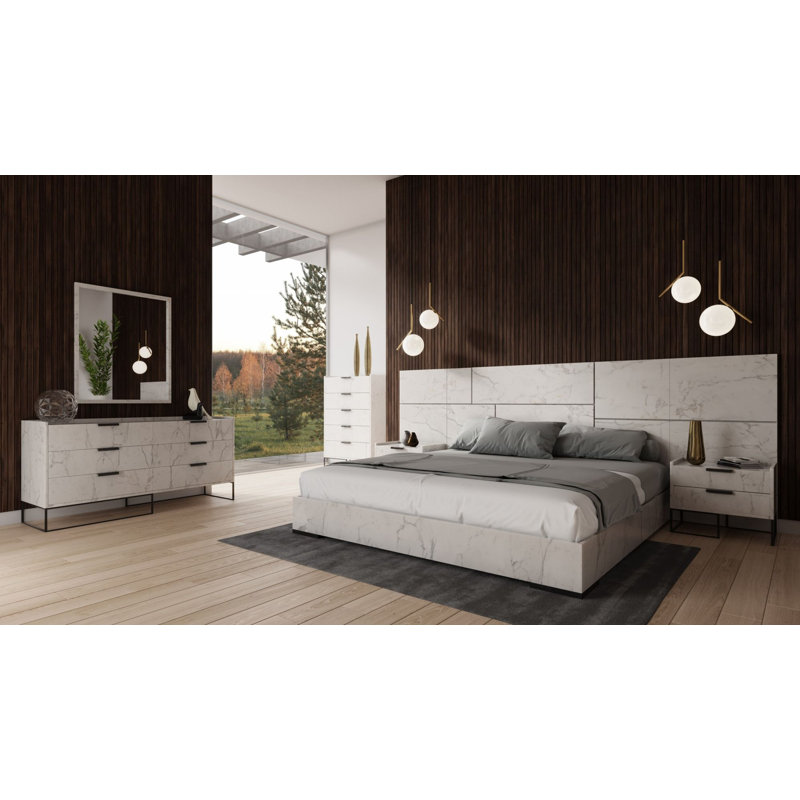 Osaze Piece Bedroom Set, White, California King