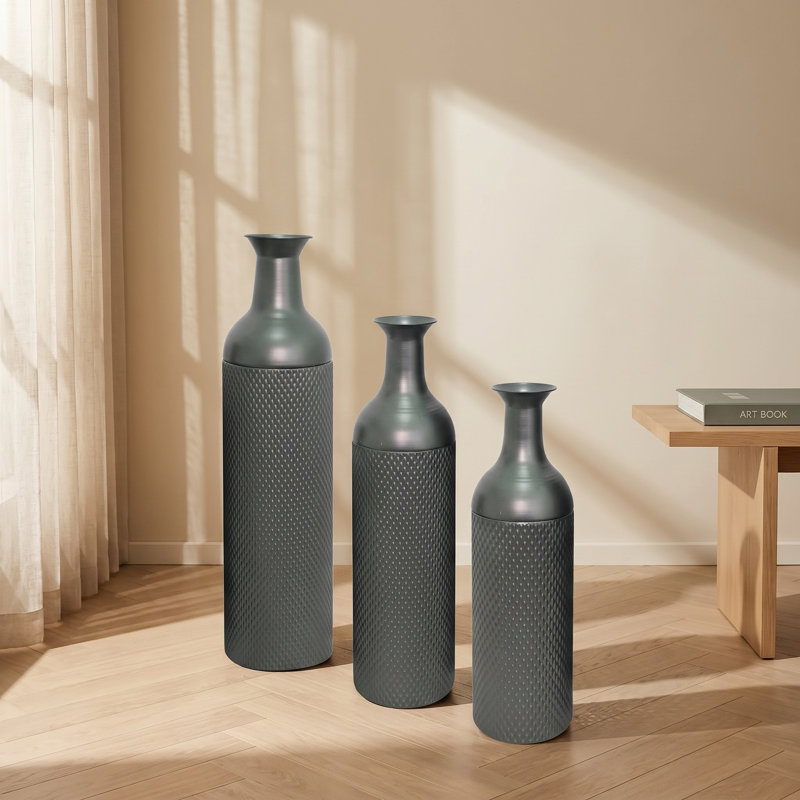 Vase de sol en métal moleté diamant de 71 cm de hauteur (ensemble de 3)