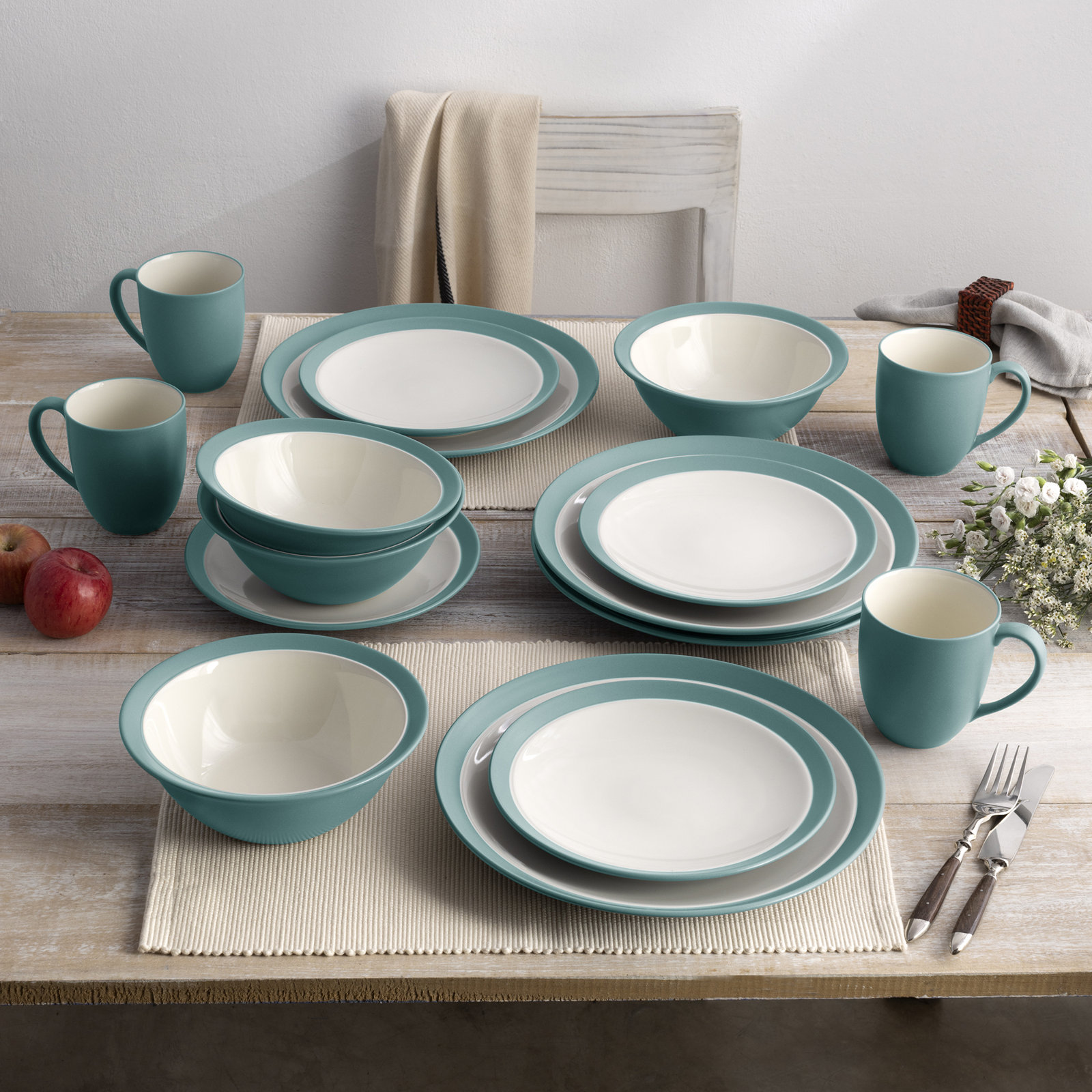 Noritake Colorwave 16-Piece Curve Dinnerware Set, Service for 4, Turquoise