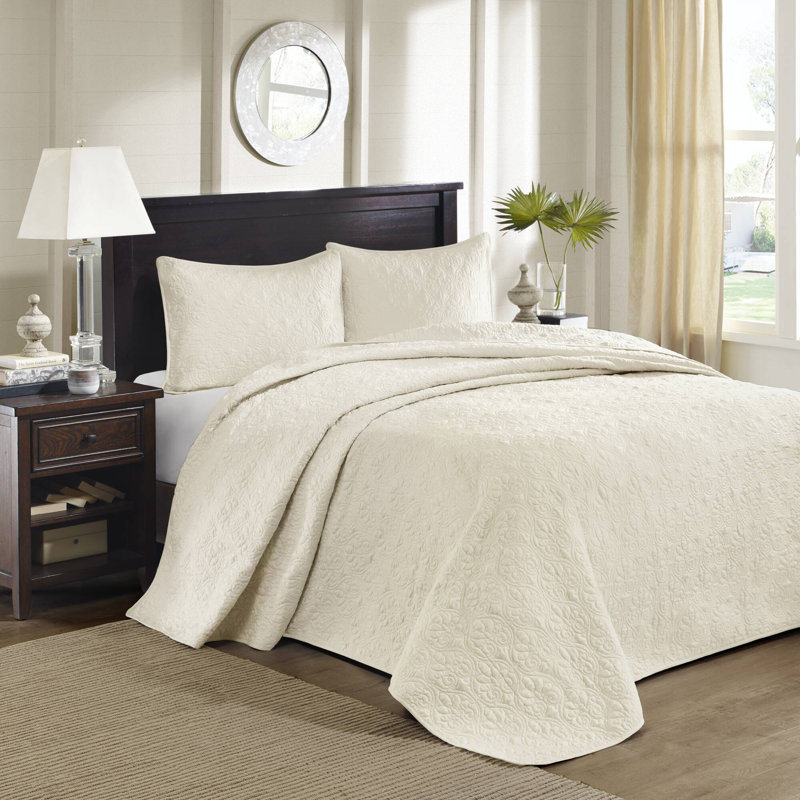 Quebec Reversible Bedspread Set, King Bedspread + 2 King Shams, Purple