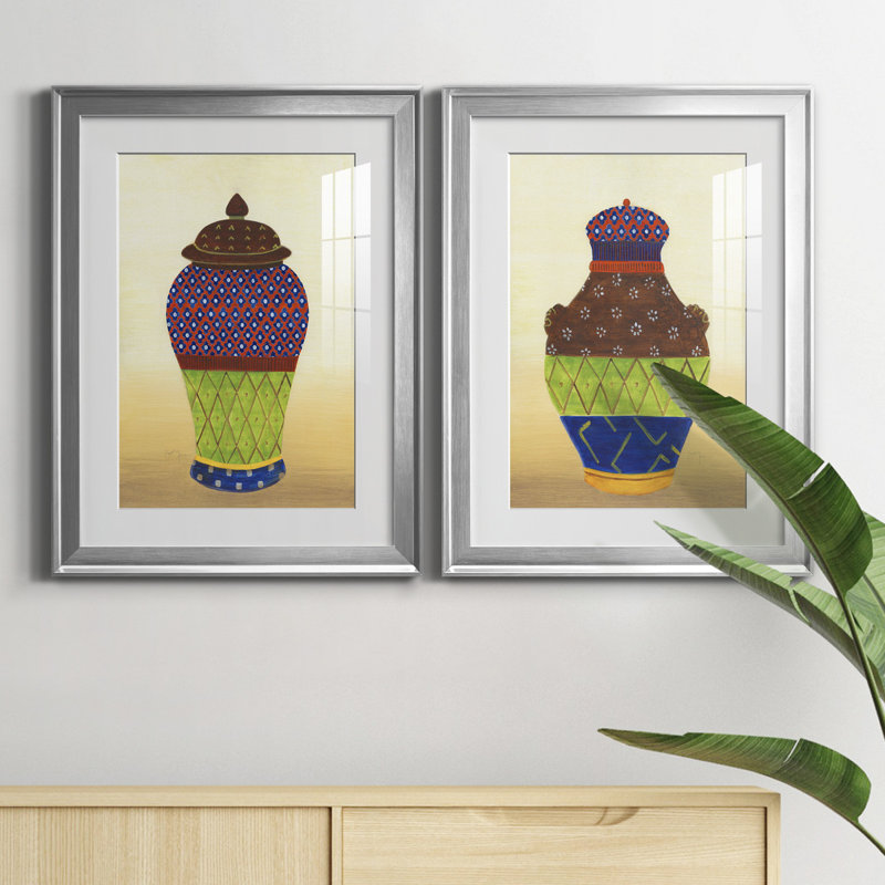 «Marrakech Urn I», ensemble de 2 reproductions d'art, H 18,5 po x l 49 po x P 1,5 po, Papier avec cadre argenté, Blanc