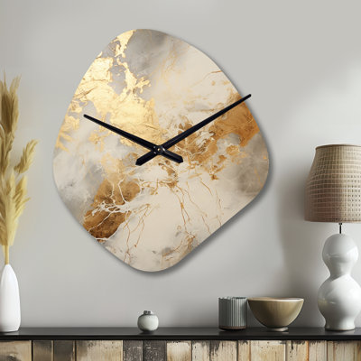 Horloge murale asymétrique en métal Gatica