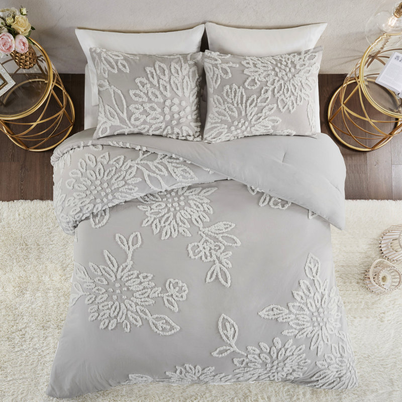 Édredon en chenille. Gris chaud / blanc. Très grand / très grand. . Comprend 1 et 2 taies décoratives. Décoration de chambre à coucher. Rembourrage en coton très facile à nettoyer. Chambre à coucher. Et vapeur