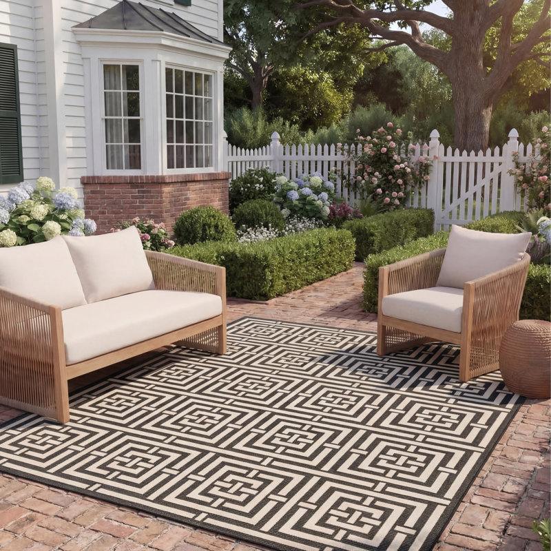 Arneshia Geometric Black/Beige Indoor/Outdoor Area Rug, Rectangle 8' x 11'