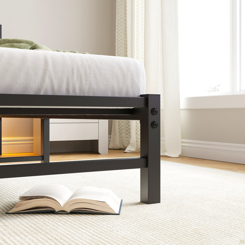 Base de lit simple Structure de lit plateforme robuste avec tête de lit, station de charge USB, lit à DEL, aucun sommier nécessaire