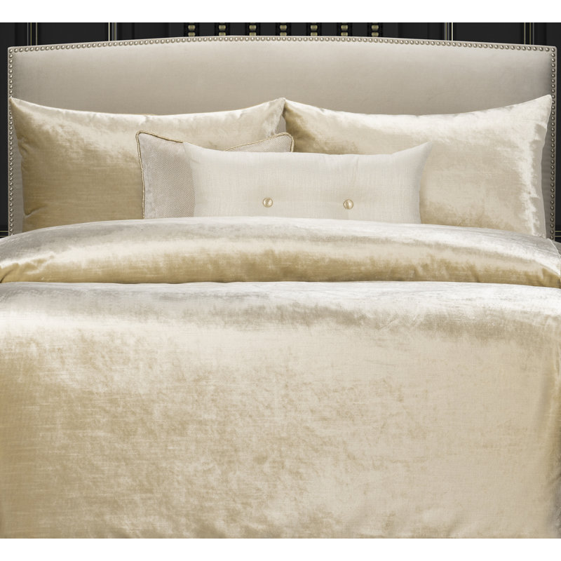 Golden Hours Gold Velvet Duvet Cover & Insert Set, Queen Duvet Cover + 2 Throw Pillows + 2 Shams