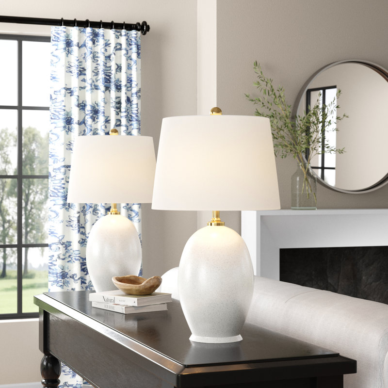 Canas Resin Table Lamp