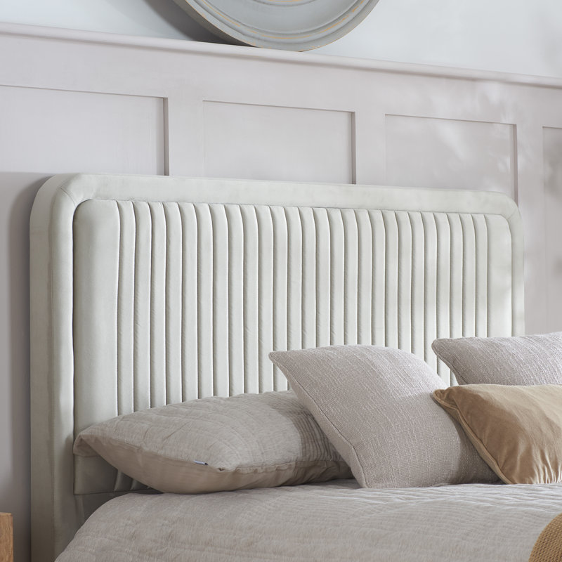 Arzoi Upholstered Bed, Kingsize (5')