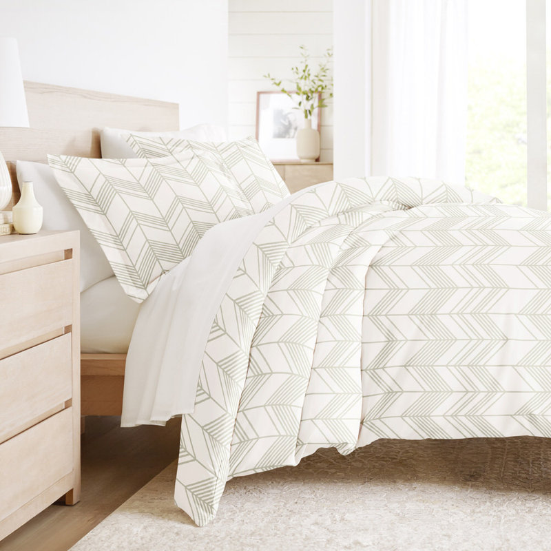 Duvet Cover Set Patterned Microfiber Ultra Soft Bedding in Alps Chevron, King Duvet Cover + 2 Standard Shams