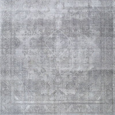 Tapis gris/beige traditionnel
