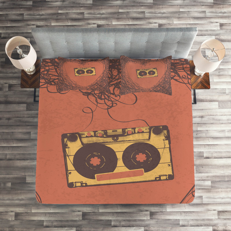Music Farmhouse / Country Polyester Coverlet