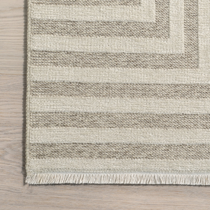 Nicolai Cream Graphic Fringed Reversible Washable Area Rug, 3' 3" x 5'