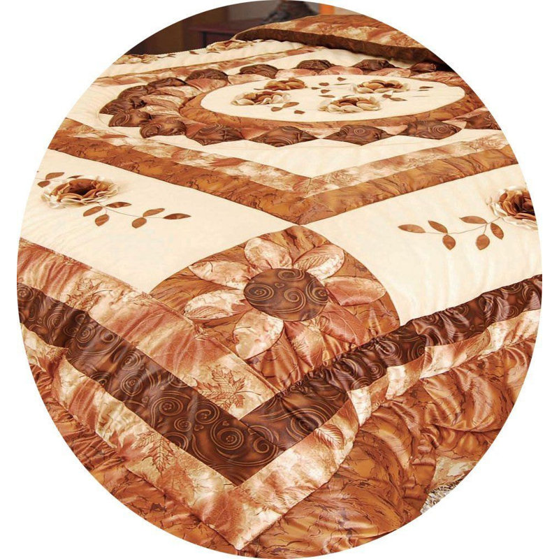 Traditional Floral Quilt, King