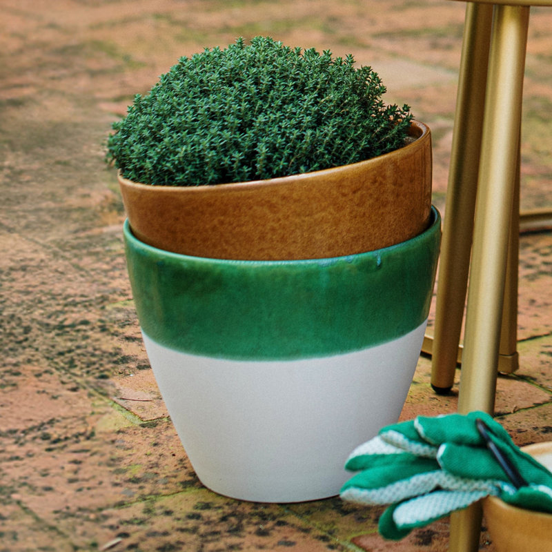 Viva Handmade Planter, 8" H x 9.5" W x 9.5" D, Amber