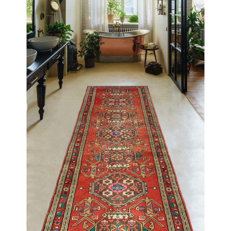 Khylar Distressed Verlin Red Runner
