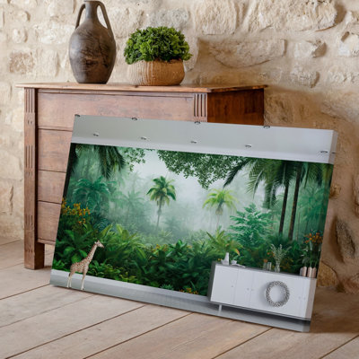 Toile une scène de jungle vibrante illustrée comme une murale avec un art mural luxuriant, un feuillage tropical avec une variété de palmiers et une toile dense
