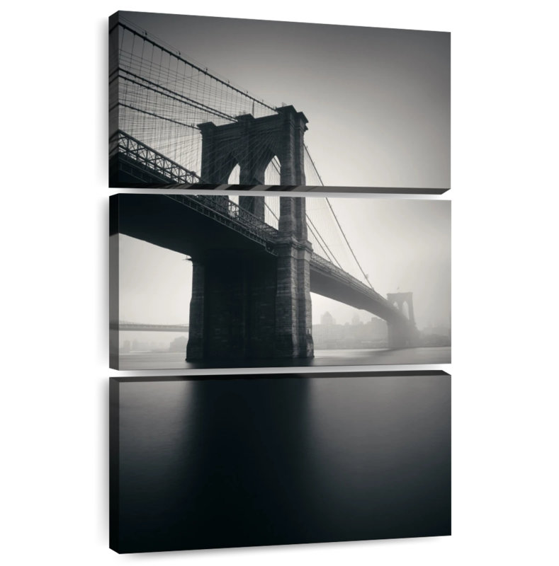 Brume sur le pont de Brooklyn, H 38 po x l 24 po