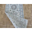 Tapis de couloir oriental 2 pi 8 po x 22 pi 3 po Nain fin ivoire avec soie G14775