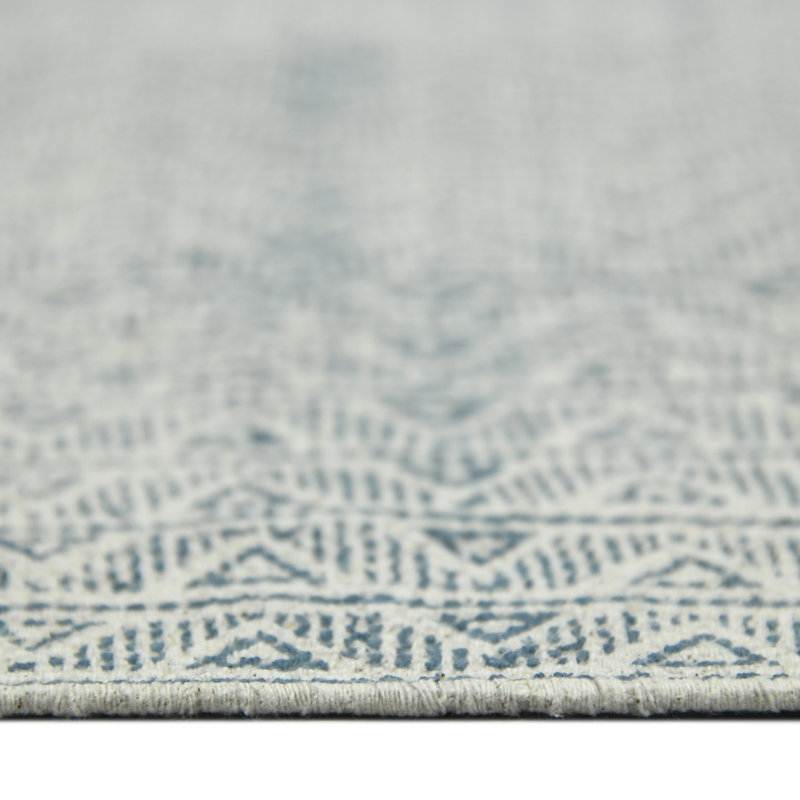 Tapis bleu délavé tissé à plat à la main 7 pi x 10 pi avec frange