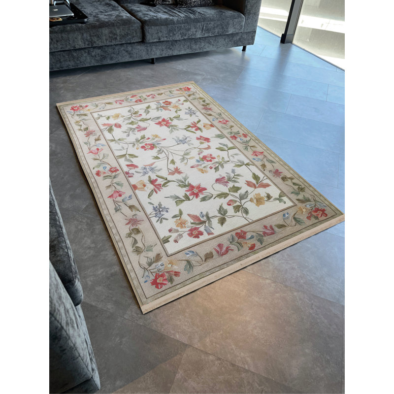 Efird Floral Indoor / Outdoor Rug, Runner 2'8" x 9'11"