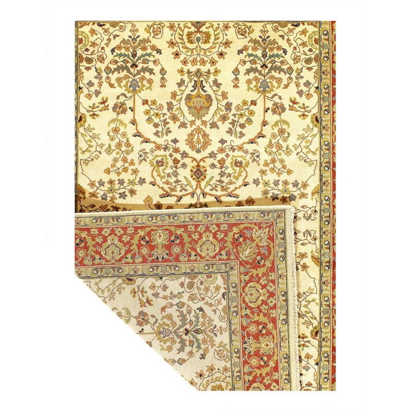 Flaura Oriental Area Rug in Ivory