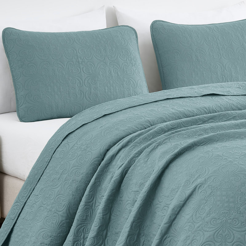 Luca 3-Piece Lightweight Microfiber Oversized Bedspread Set, King Coverlet/Bedspread + 2 King Shams, Spa Blue