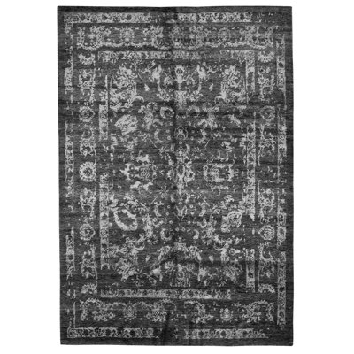 Oriental Area Rug in Gray