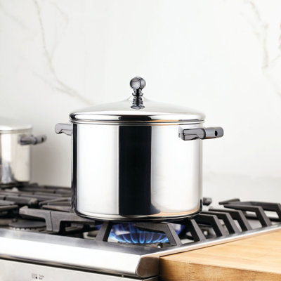 Farberware Classic Series Stainless Steel Saucepot with Lid
