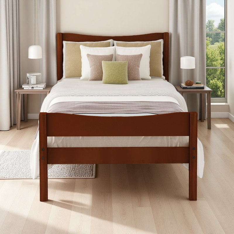 Lit plateforme simple en bois avec tête de lit et lattes en bois