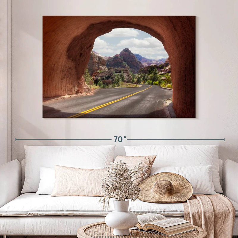 Lilie Tunnel To Zion Park, H 34 po x l 51 po