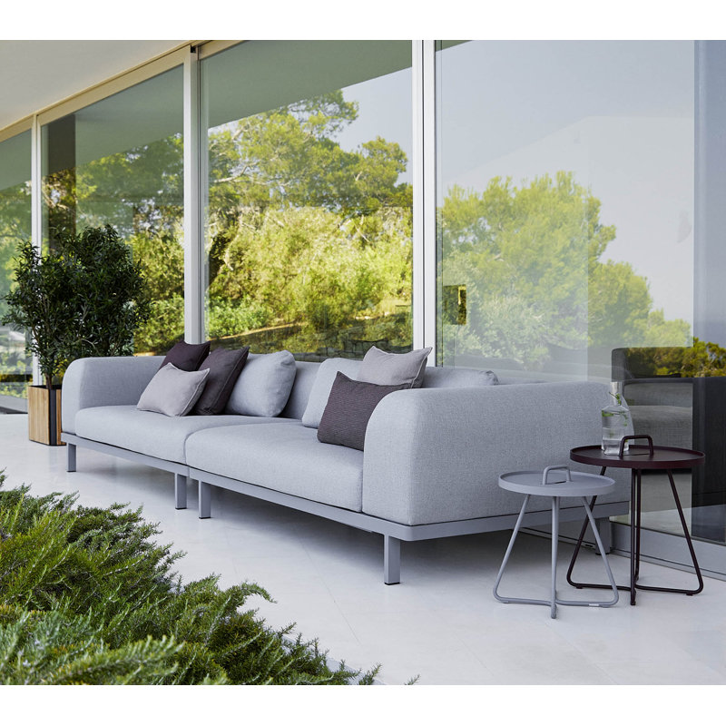 On-the-Move Outdoor Round Side Table, 17.4", Light Gray