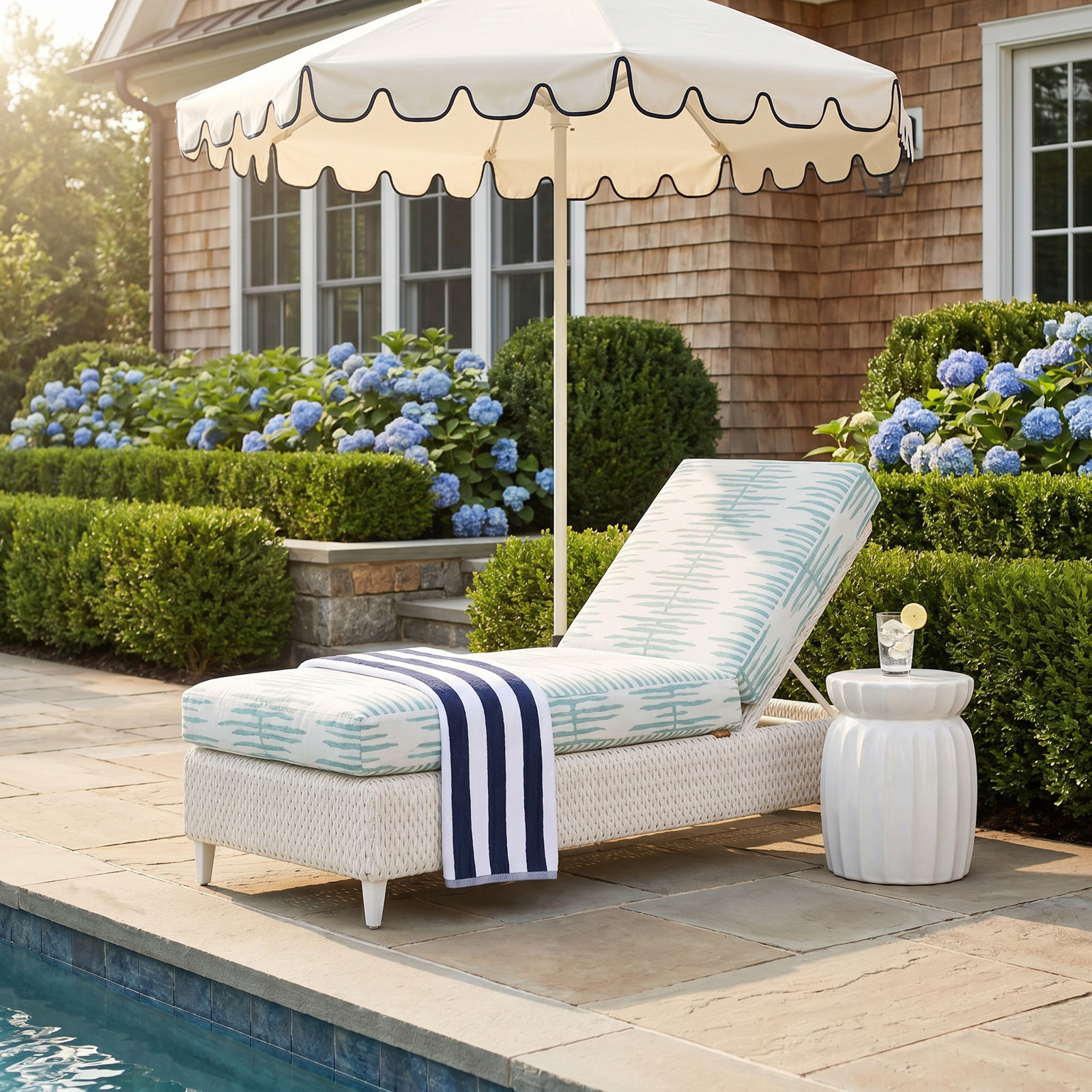 Ocean Breeze Promenade 28" Patio Chaise Lounge