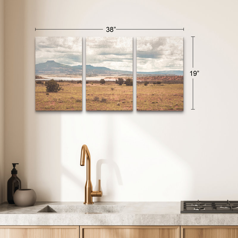 Ensemble de 3 panneaux d'art mural - Sonja Quintero «New Mexico Dream», art mural sur toile pour le salon, la chambre à coucher ou le bureau par Trademark Fine Art