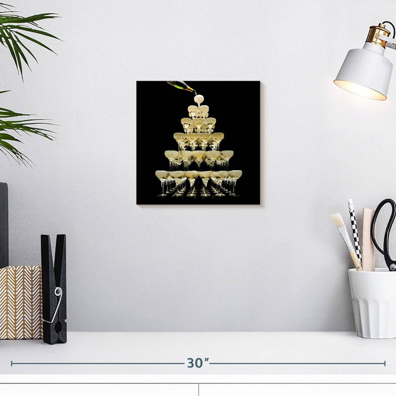 Yarlin Champagne Tower