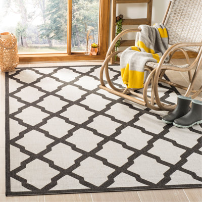 Tapis d'intérieur / extérieur à motif géométrique 100 pièces Ferrill