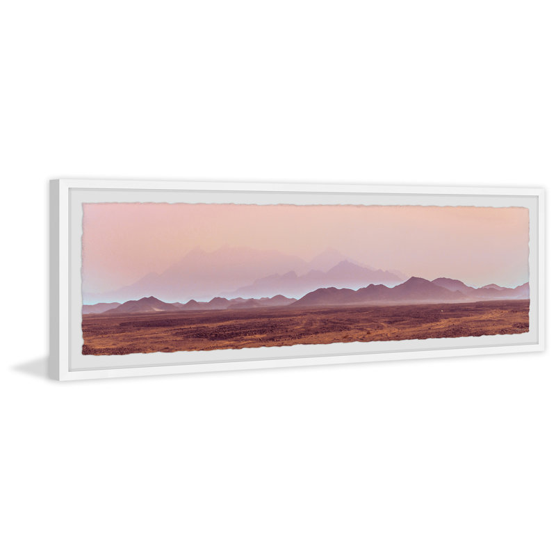 «Desert Horizon», reproduction encadrée, H 15 po x l 45 po x P 1,5 po