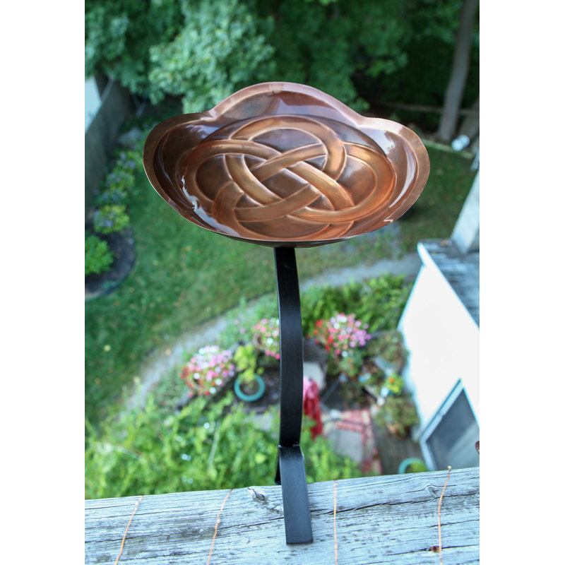 Dara Knot Birdbath with Rail Mount Bracket