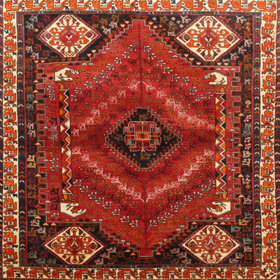 Tapis traditionnel rouge / beige / noir