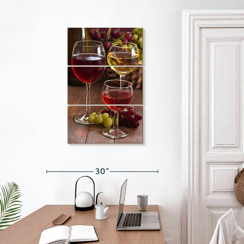 Verres à vin blancs et rouges Yarlin, H 32 po x l 20 po