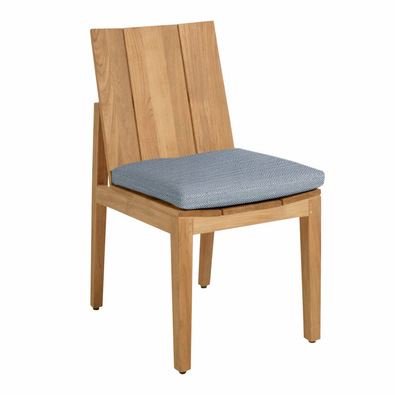 Chaise d'appoint d'extérieur en teck Ashland, Trépointe, InsideOut® Rollo ‑ lin Chambray, Teck naturel